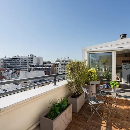 Апартаменты Veeve - Romantic Terrace Париж