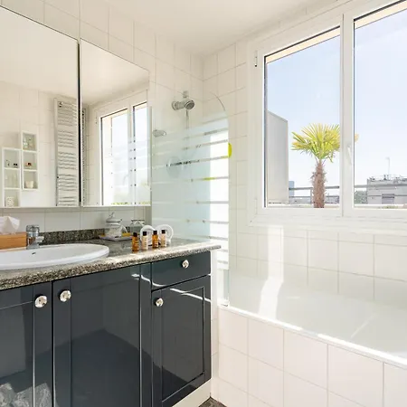 Apartment Veeve - Romantic Terrace Paris